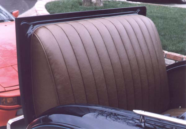 Unlike modern vinyls, the two-tone tan Bedouin Grain artificial leather is quite stiff. The paint on the inside and edges of the decklid was unbuffed and provided a satin finish.