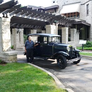 Mark and Tammy Williamson, El Cajon, CA – 1930 Tudor – MARC of Excellence – Henry – 486 Points