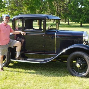 Gary Donley 1930 Standard Coupe 436 MARC of Excellence Award